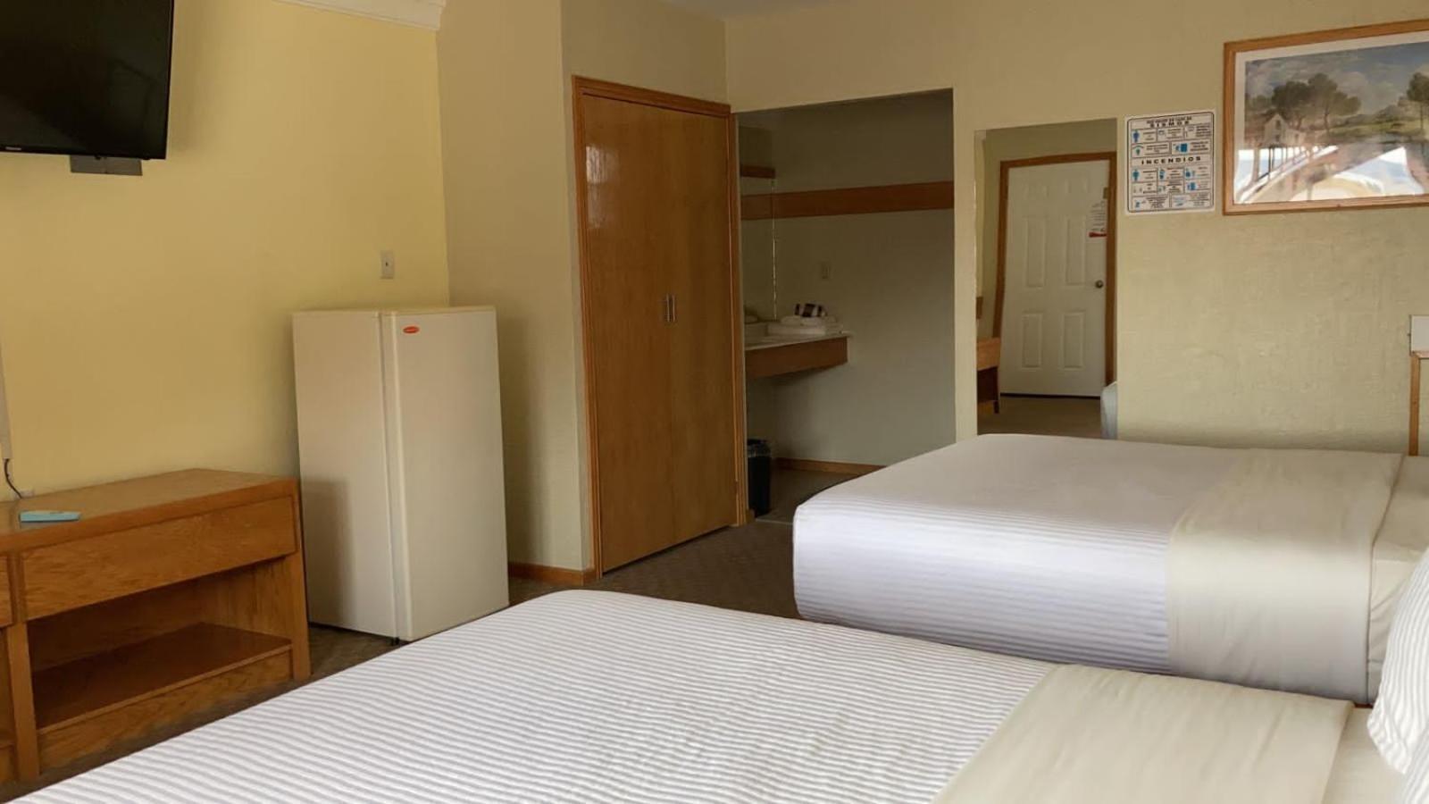 La Huerta Inn & Suites Cuauhtémoc Værelse billede